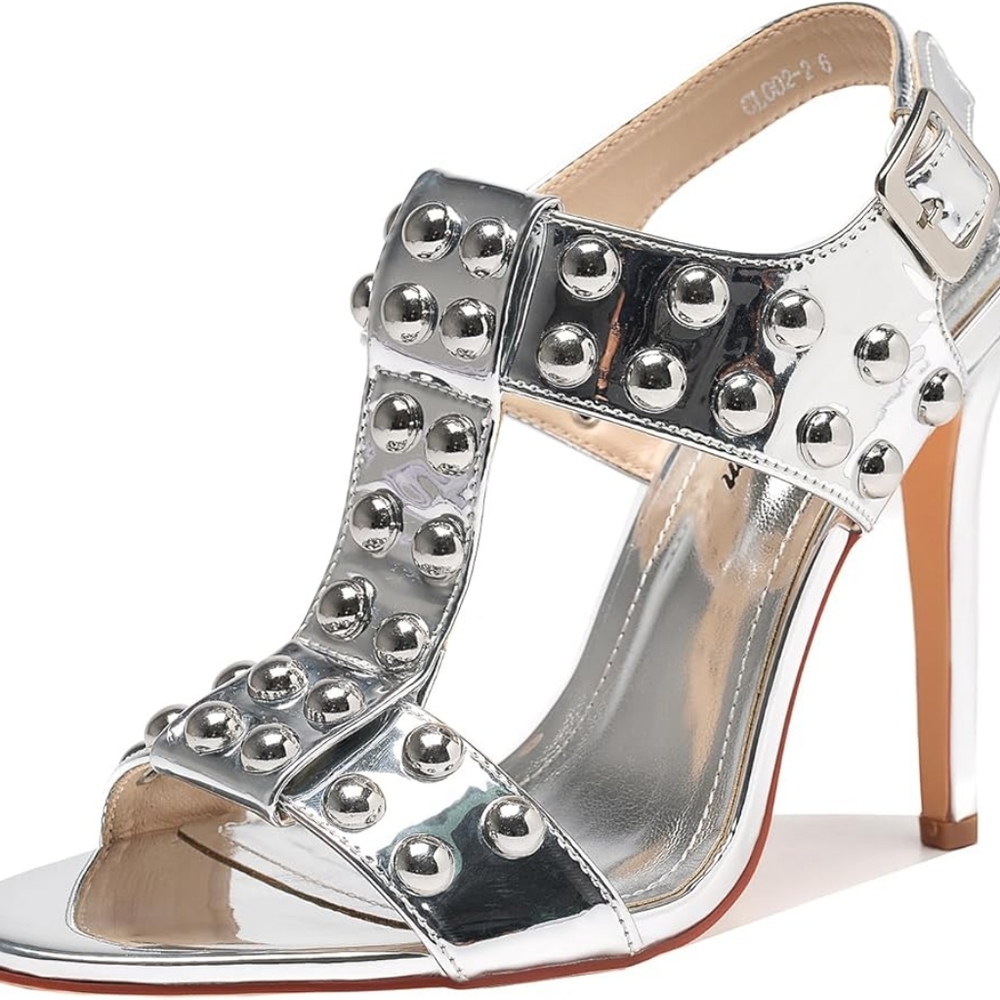 Sensational Silver Studded Stilettos!. - Picture 4 of 7
